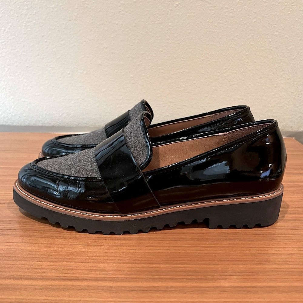 Nordstrom Halogen Loafer
Black patent leather with grey flannel accent
